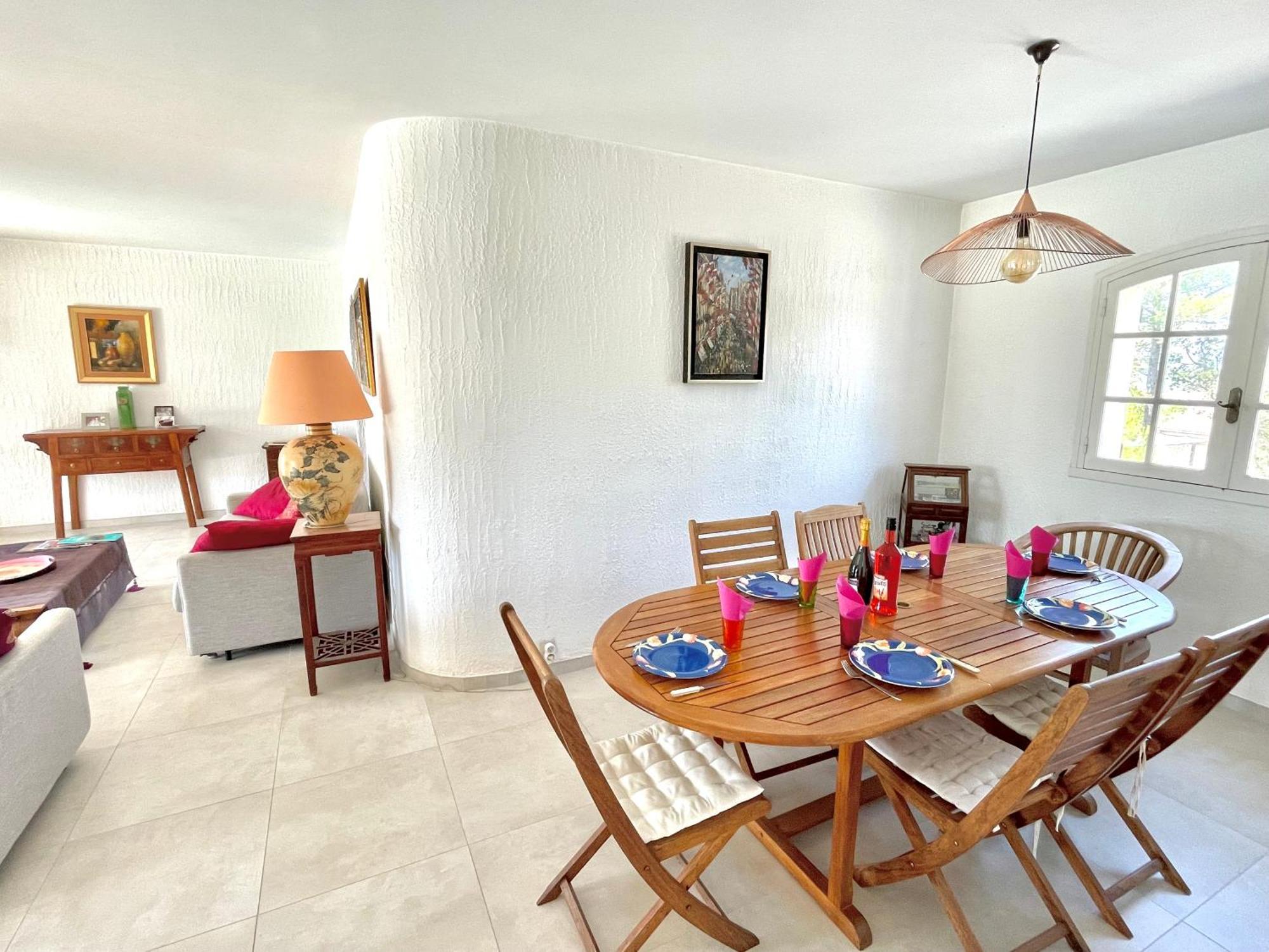 Charming French Riviera Villa // Pool, Seaview, Ac, 9Pax // Saint-Raphaël Buitenkant foto