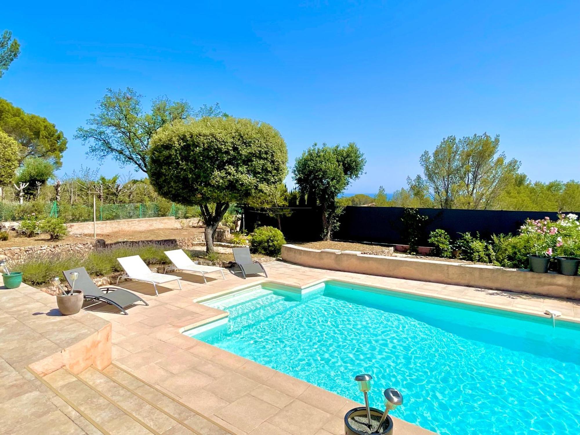 Charming French Riviera Villa // Pool, Seaview, Ac, 9Pax // Saint-Raphaël Buitenkant foto
